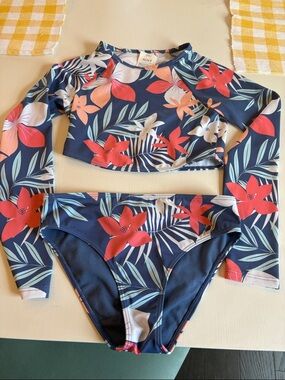 Roxy Girls blue/coral Floral Long Sleeve Rashguard Two-Piece Swim Set